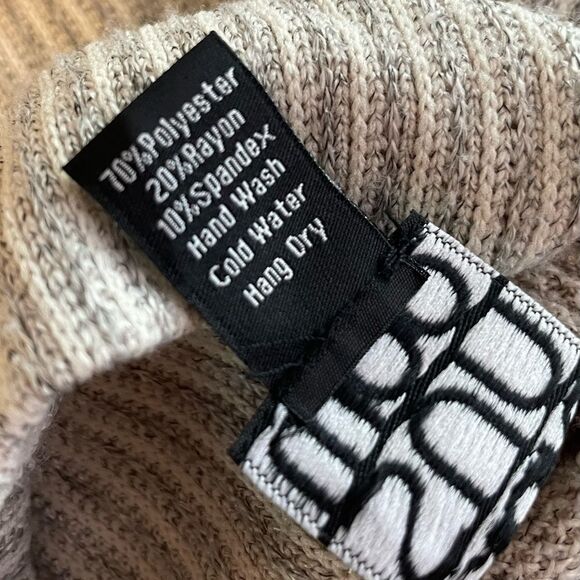 Clara Sunwoo Tan Knit Turtleneck Open Shoulder Size M - Picture 5 of 5